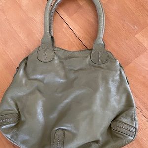 Bussola hand bag